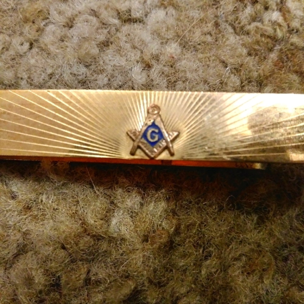 Free mason money clip